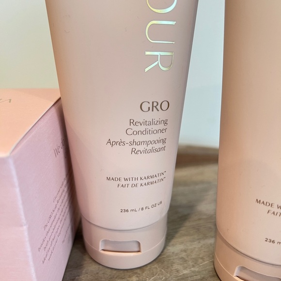 NEW Vegamour Gro Shampoo, Conditioner, Massager & Dry Shampoo set - Picture 6 of 9